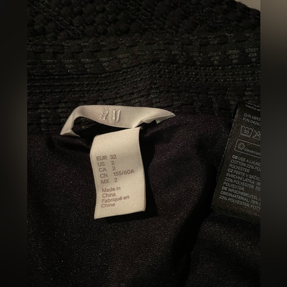 H&M Skirt - Picture 4 of 6